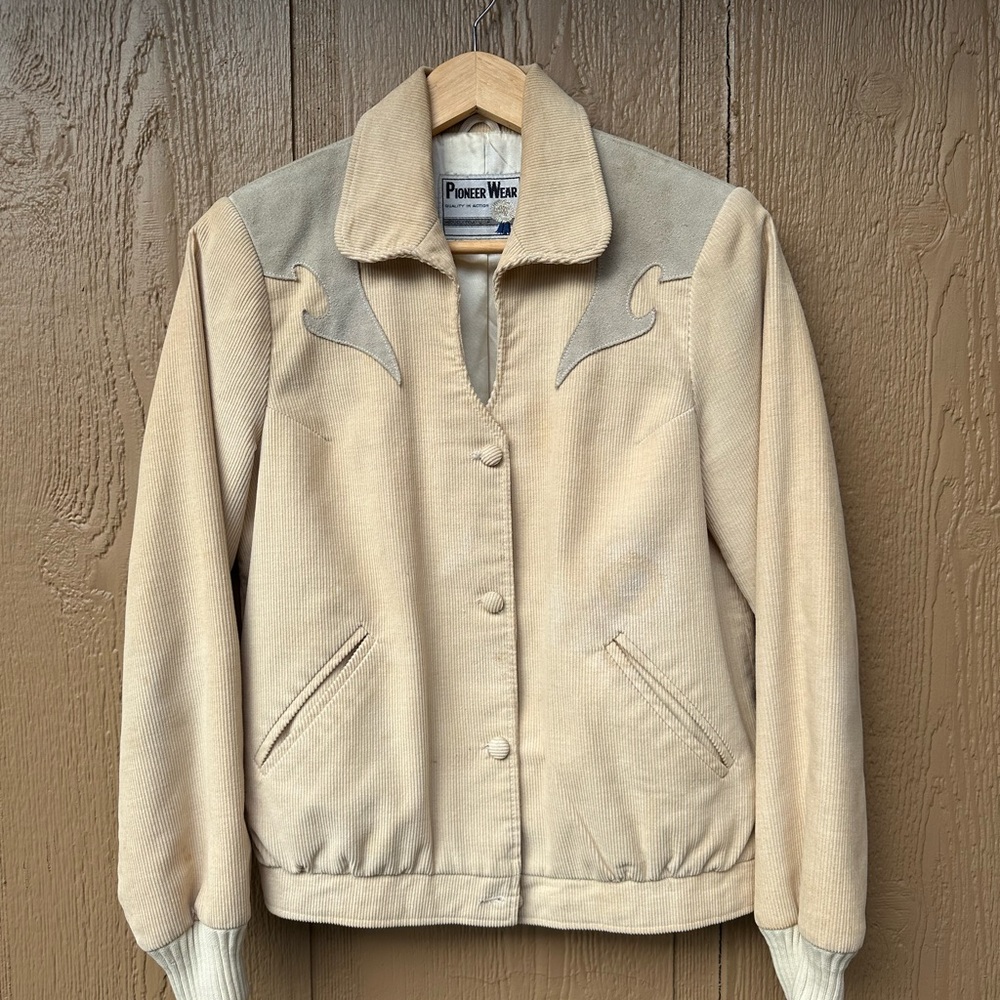 VTH PIONEER WEAR Corduroy Jacket with Suede Western Accents